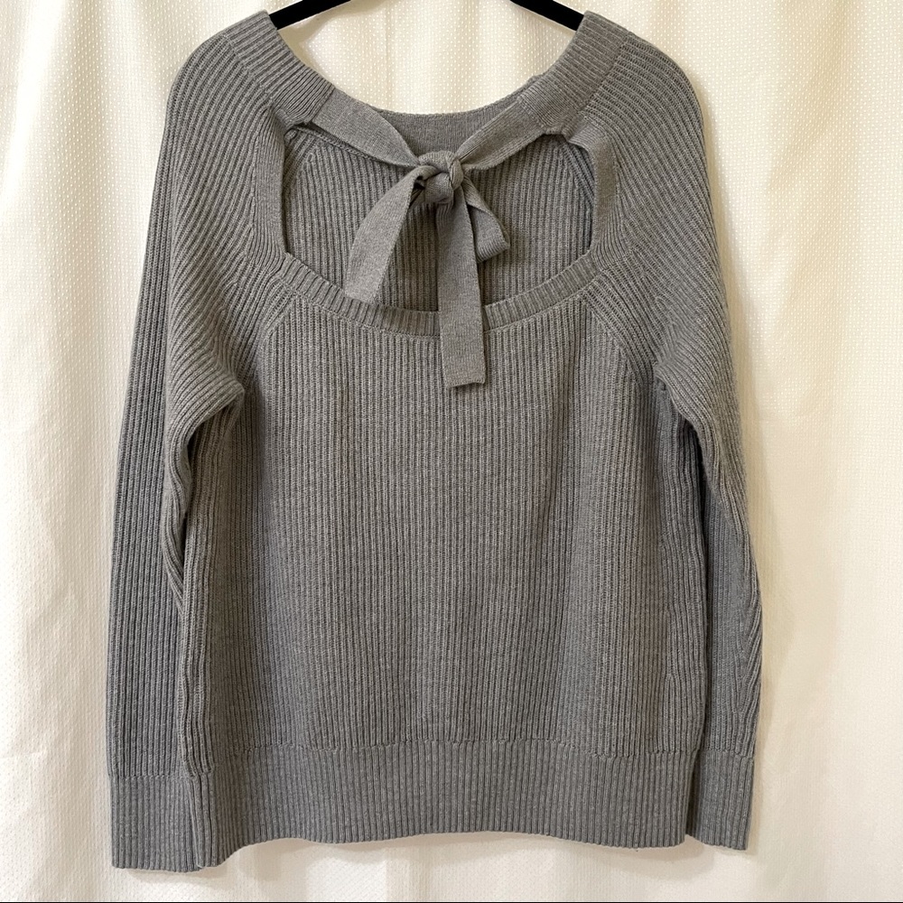 Banana Republic • Open-Back Tie at the Neck Medium Sweater Wool Blend Keyhole